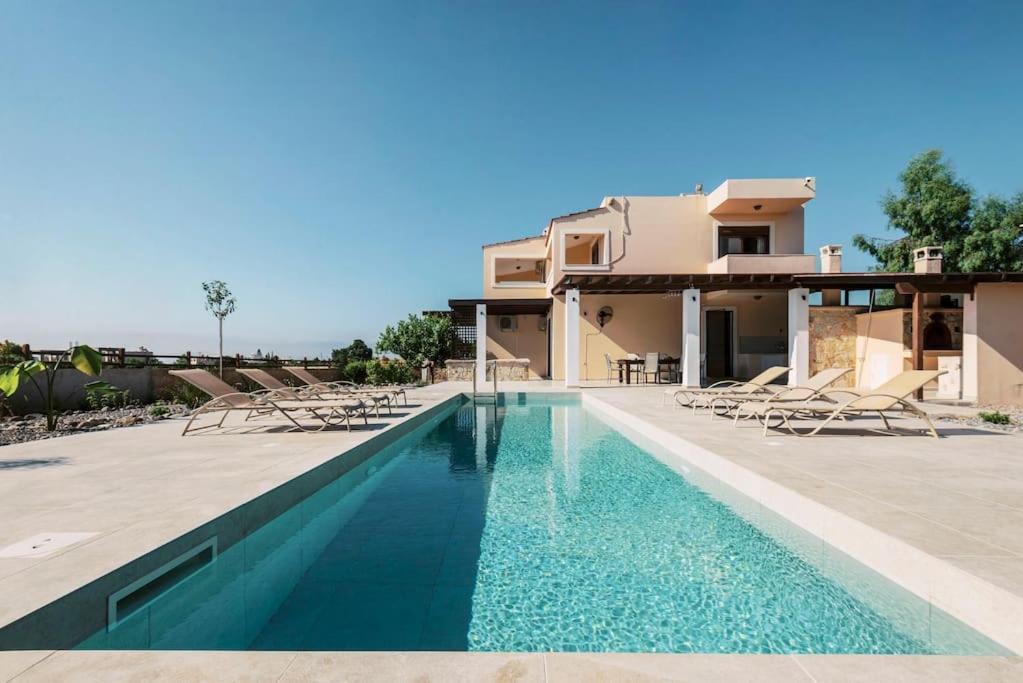 Villa Maribia With Private Pool Gennadi Extérieur photo