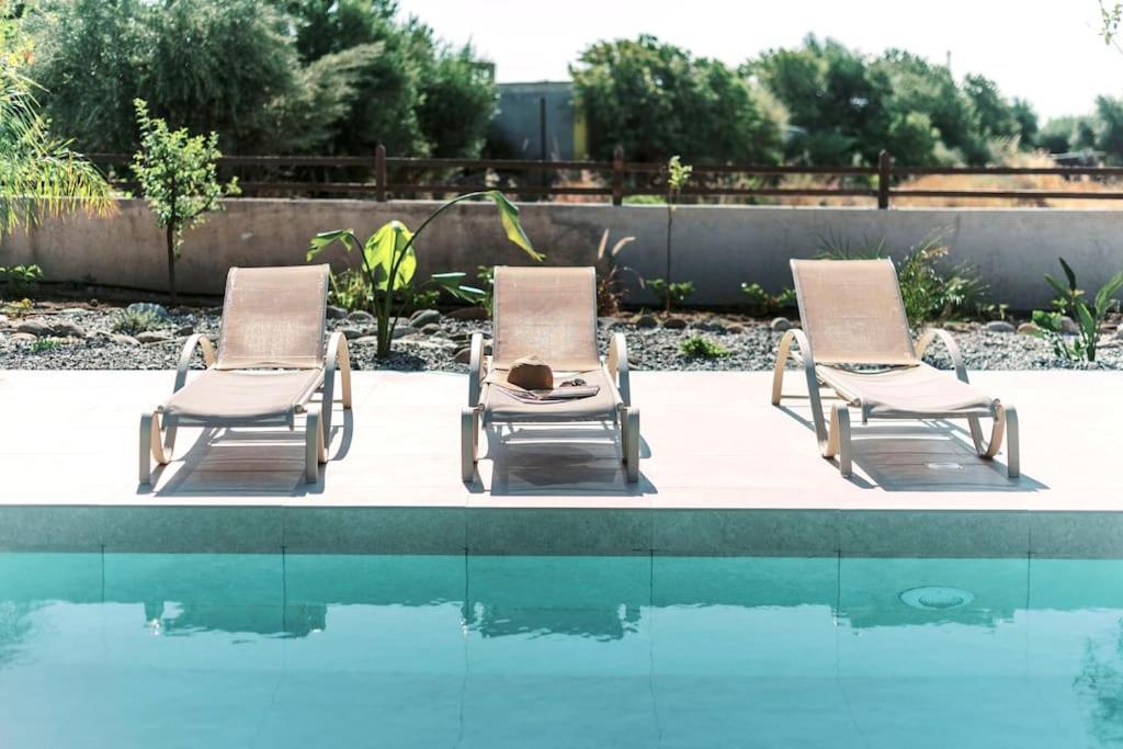 Villa Maribia With Private Pool Gennadi Extérieur photo